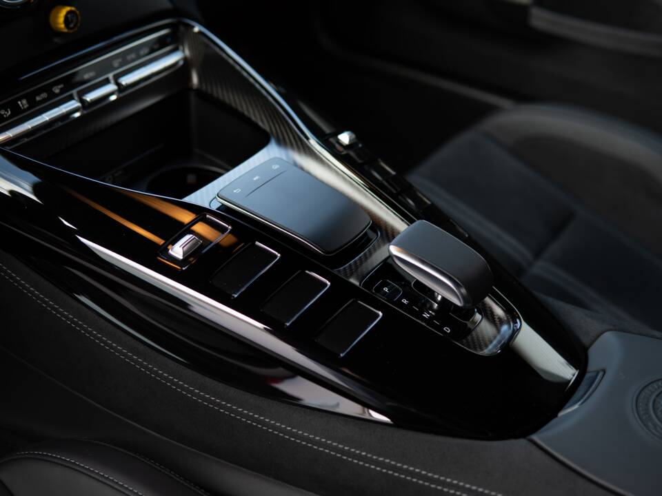 Image 25/37 of Mercedes-AMG GT Black Series (2022)