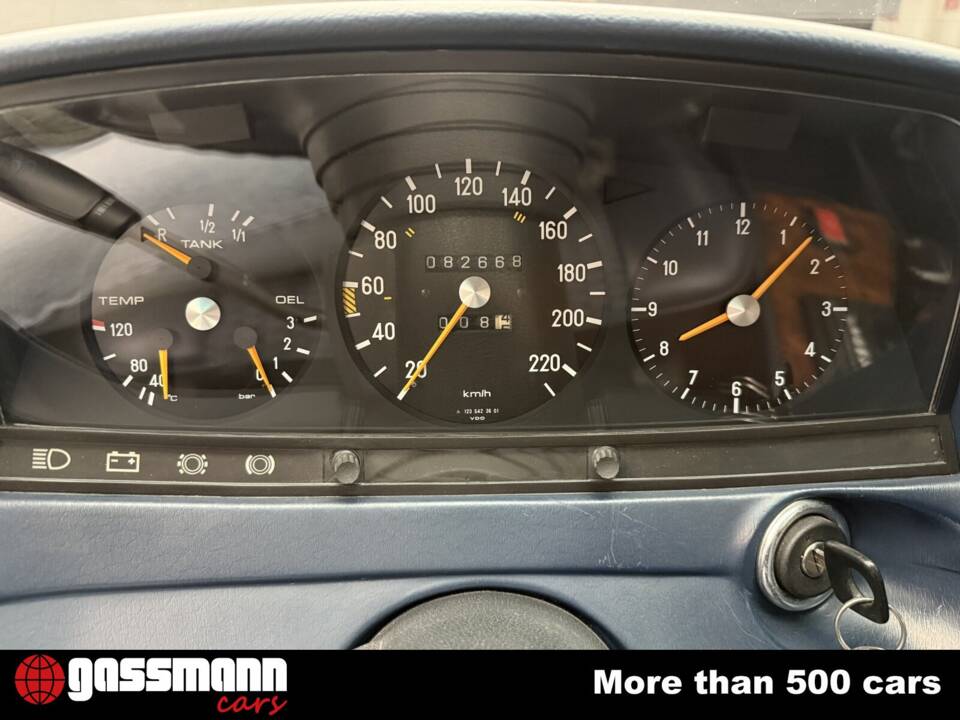 Bild 11/15 von Mercedes-Benz 280 C (1978)