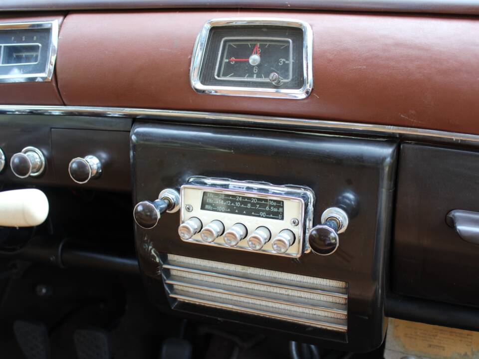Image 30/50 of Mercedes-Benz 219 (1959)