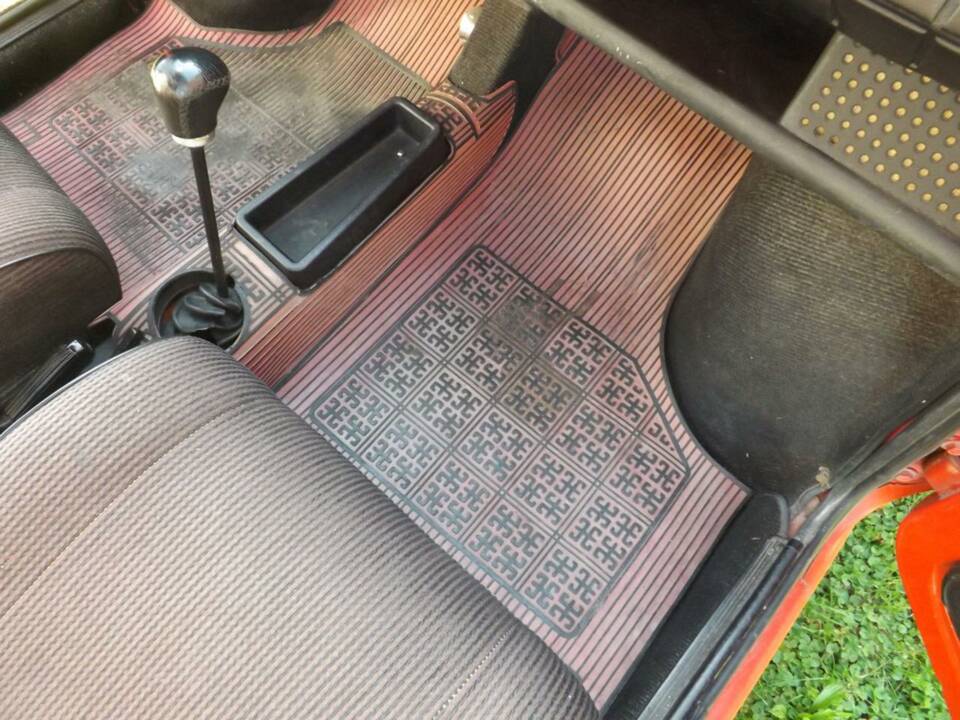 Image 20/50 de FIAT 126 (1981)