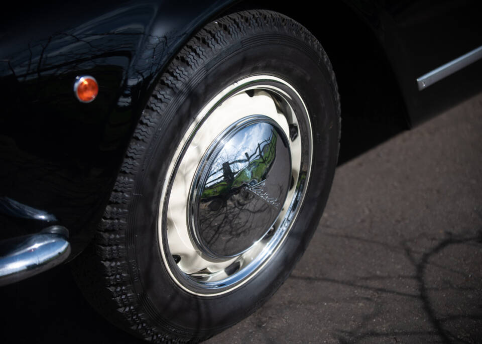 Image 17/25 of Lancia Aurelia B24 Spider &quot;America&quot; (1955)