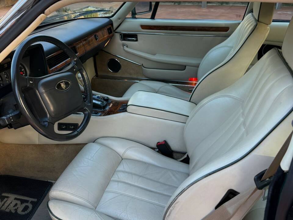 Bild 3/4 von Jaguar XJS 5.3 V12 (1991)