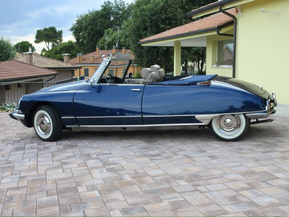 Imagen 6/36 de Citroën DS 21 Chapron (1970)