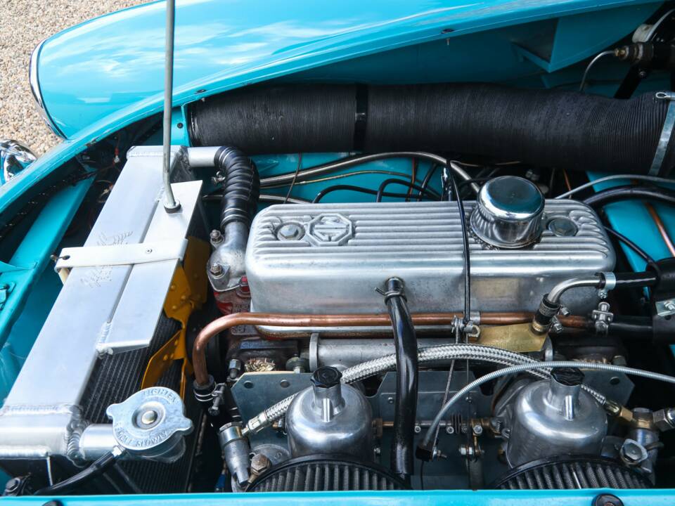 Image 15/50 of MG MGA 1600 (1958)