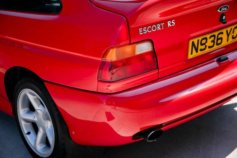 Bild 13/29 von Ford Escort RS Cosworth (1996)