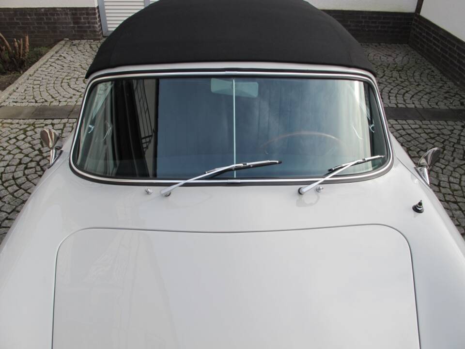 Image 45/100 of Porsche 356 B 1600 Super (1961)
