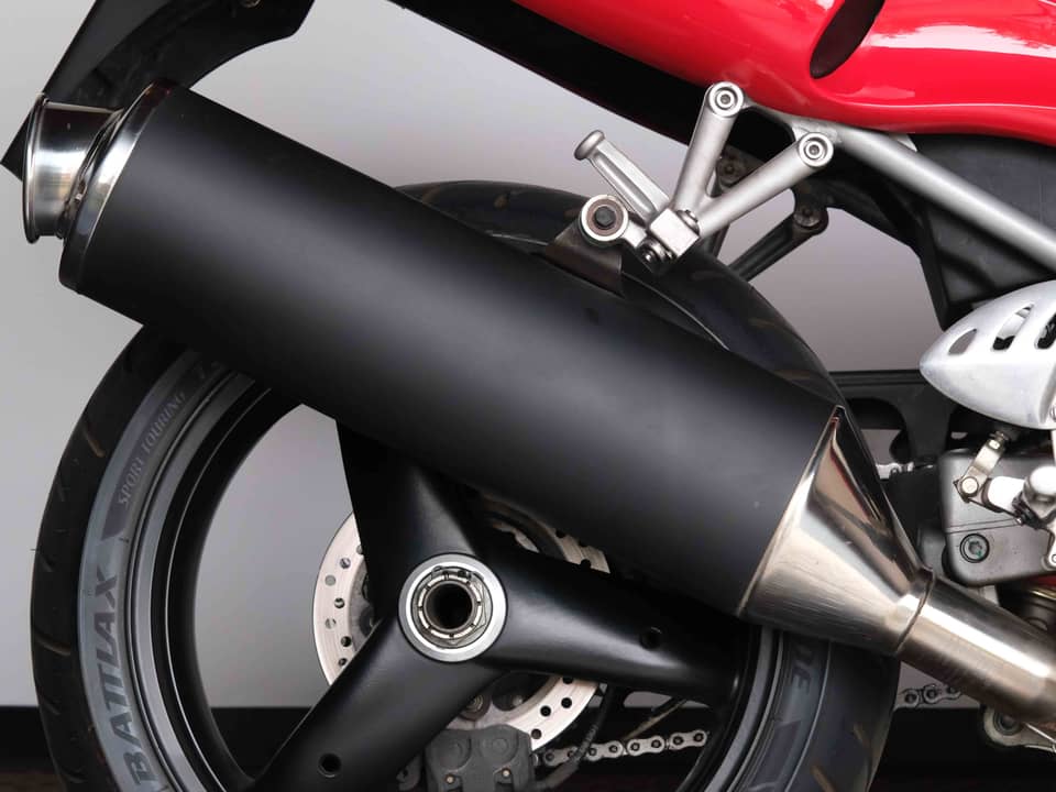 Image 57/66 of Triumph Daytona T595 (1998)