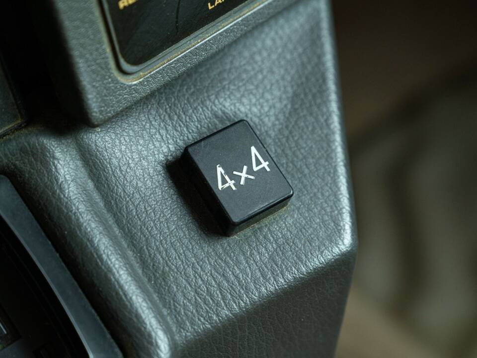 Afbeelding 33/50 van Land Rover Range Rover Classic CSK (1991)