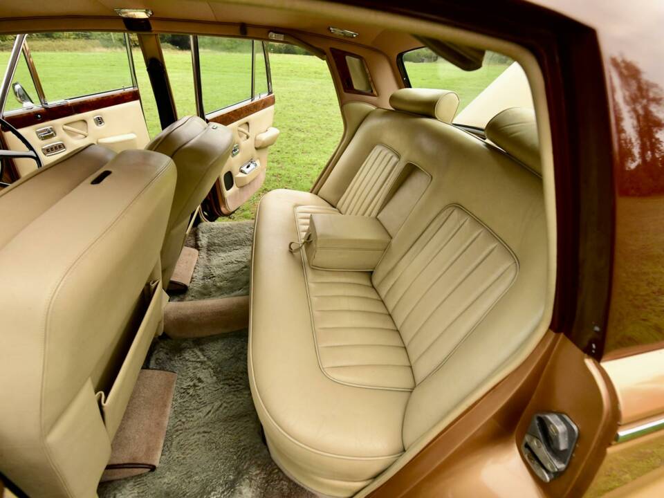 Bild 23/50 von Rolls-Royce Silver Shadow II (1979)