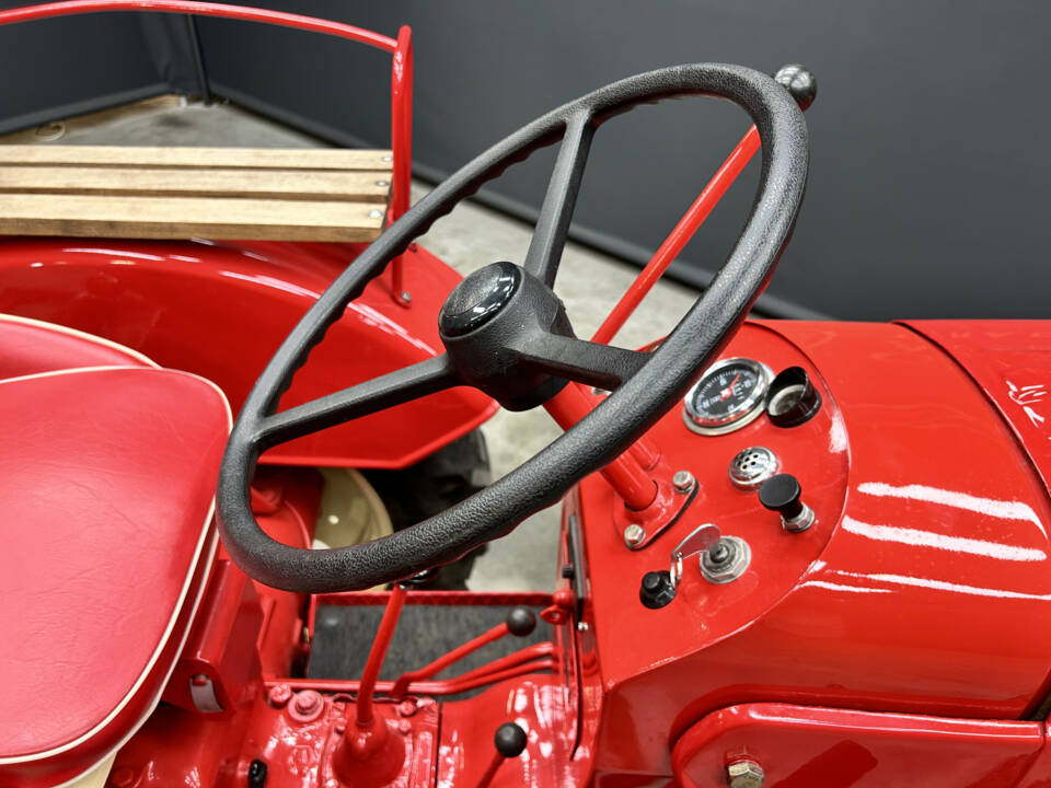 Immagine 27/50 di Porsche-Diesel Junior K (1961)
