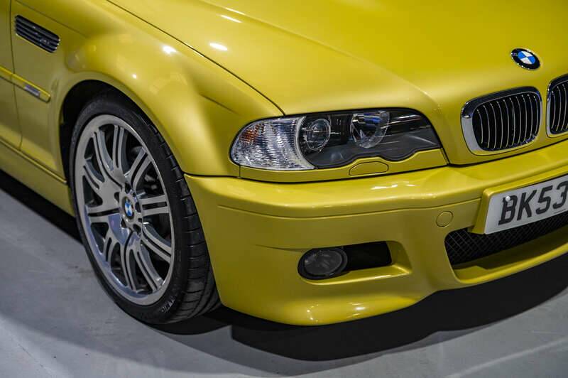 Image 21/50 of BMW M3 (2003)