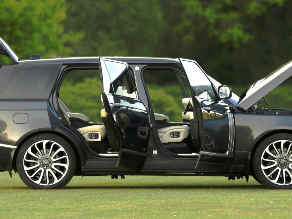 Bild 17/50 von Land Rover Range Rover Autobiography SDV8 (2017)