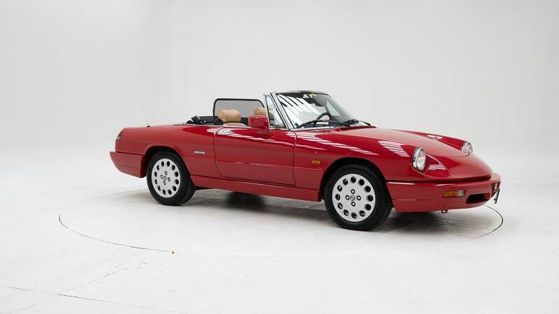 Image 3/15 of Alfa Romeo 2.0 Spider (1991)