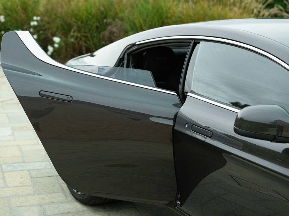 Bild 22/50 von Aston Martin Rapide (2010)