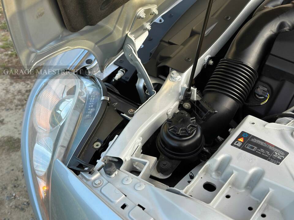 Image 51/84 de Jaguar XK 4.2 (2006)