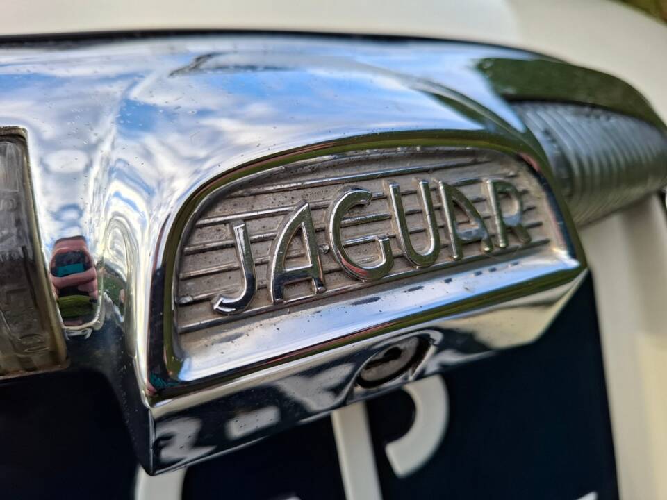Image 54/68 de Jaguar Type S 3.4 (1964)