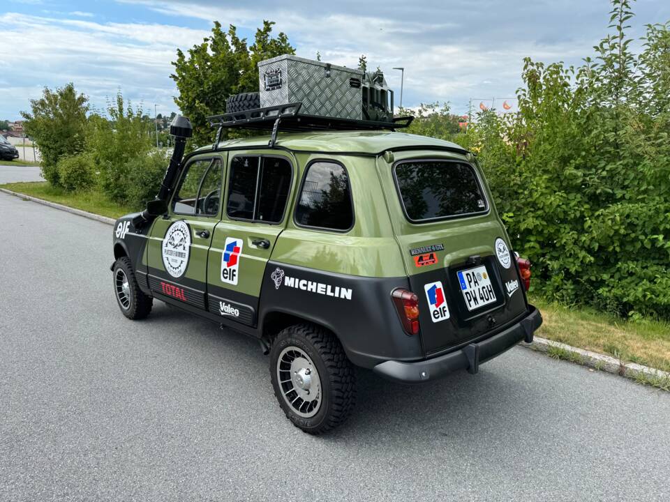 Afbeelding 6/58 van Renault R 4 GTL Sinpar 4x4 (1983)