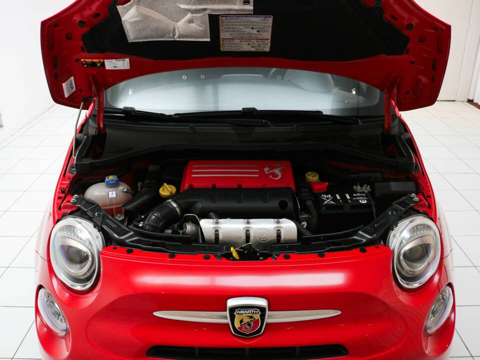 Imagen 11/13 de Abarth 595 1.4 Turbo T-Jet Pista (2018)