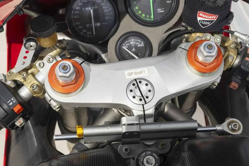 Image 7/41 of Ducati DUMMY (2000)