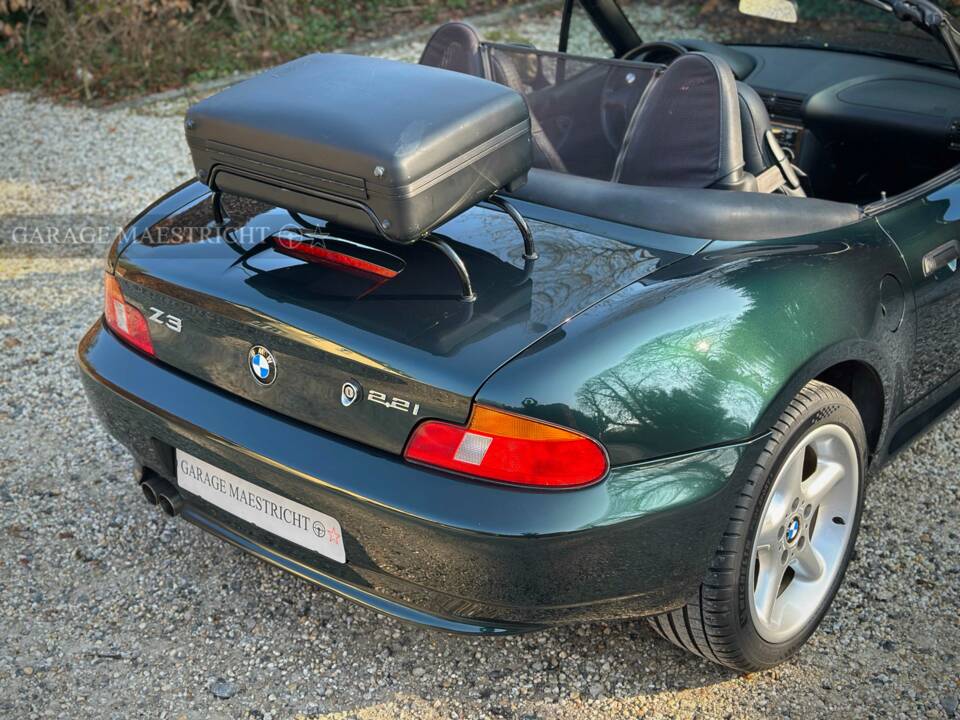 Immagine 20/93 di BMW Z3 2.2i (2002)