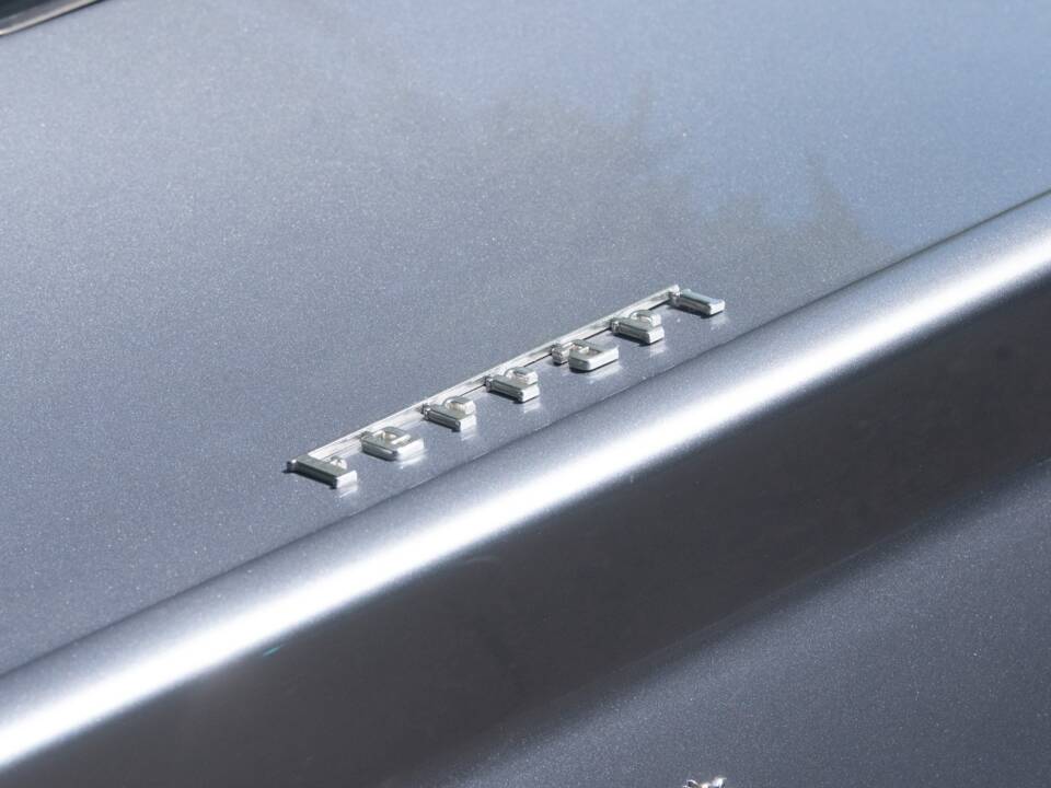 Image 11/37 of Ferrari 550 Maranello (2000)