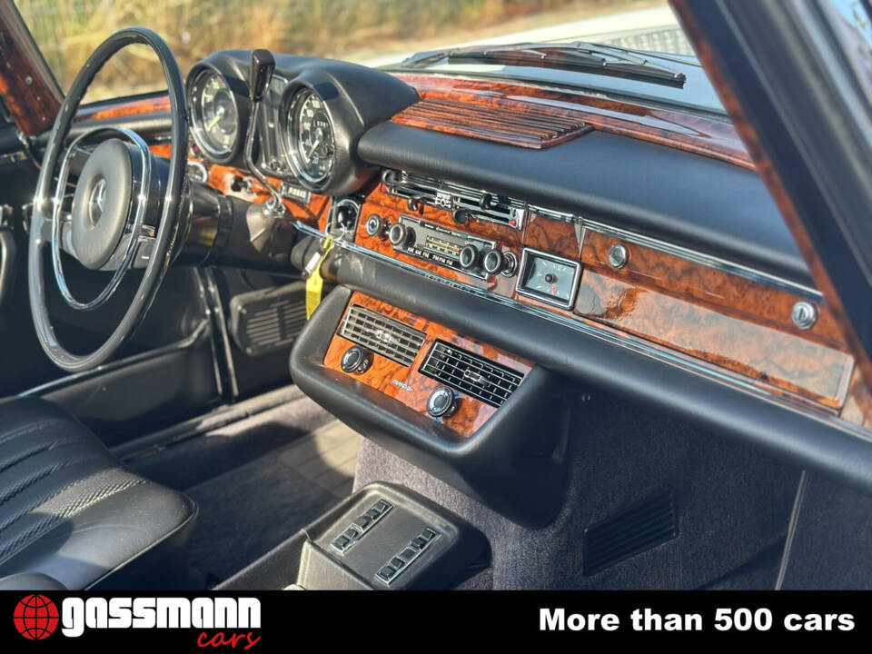 Imagen 13/15 de Mercedes-Benz 280 SE 3,5 (1970)