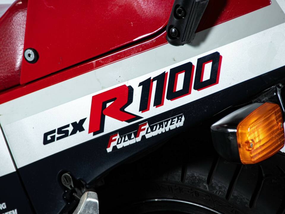 Afbeelding 16/50 van Egli-Suzuki GSX-R 1100 (1986)