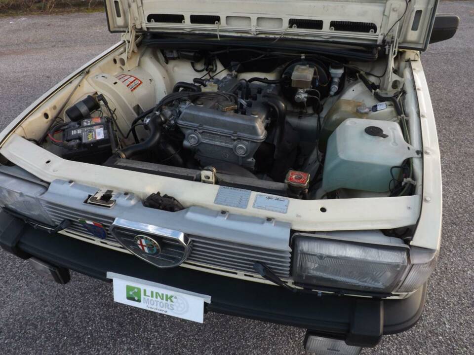 Bild 48/50 von Alfa Romeo Giulietta 1.8 (1983)