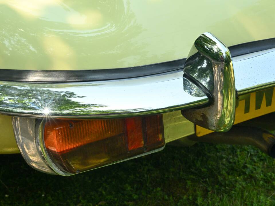 Bild 22/39 von Jaguar E-Type (2+2) (1970)