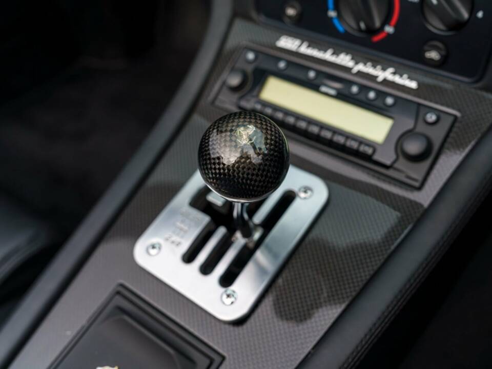 Immagine 19/30 di Ferrari 550 Barchetta (2001)