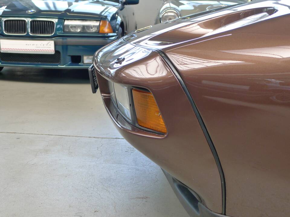 Bild 28/50 von Porsche 928 S (1986)