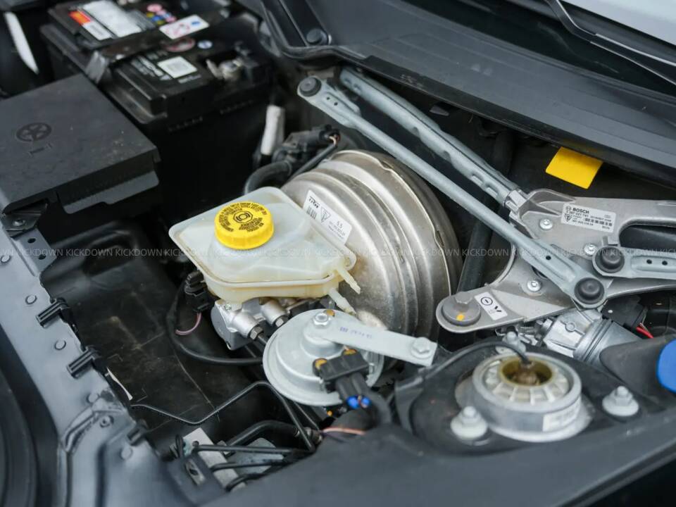 Image 9/10 of Porsche 911 Carrera 4S (2015)