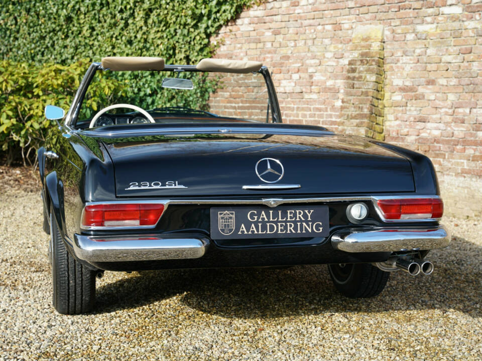 Imagen 41/50 de Mercedes-Benz 230 SL (1966)