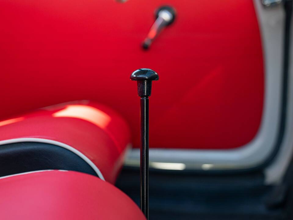 Image 44/50 of FIAT 500 Sport (1960)