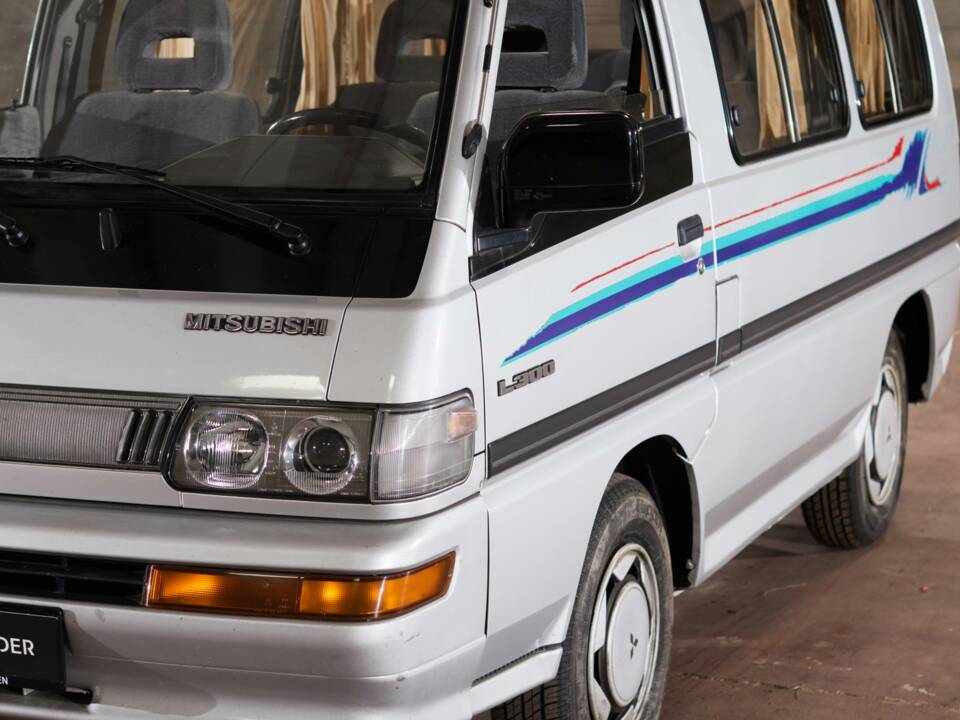 Bild 24/65 von Mitsubishi L300 (1993)