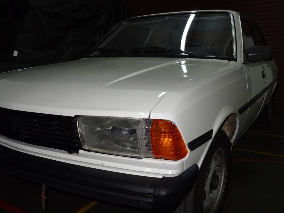 Bild 2/15 von Peugeot 305 (1982)