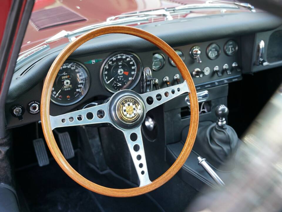 Afbeelding 33/50 van Jaguar E-Type 3.8 (1964)