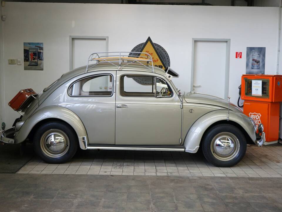 Immagine 33/35 di Volkswagen Kever 1200 Standard &quot;Dickholmer&quot; (1958)