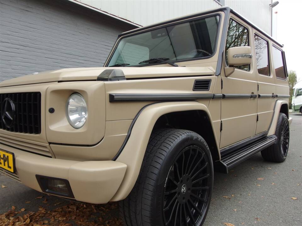 Bild 31/99 von Mercedes-Benz G 500 (lang) (2003)