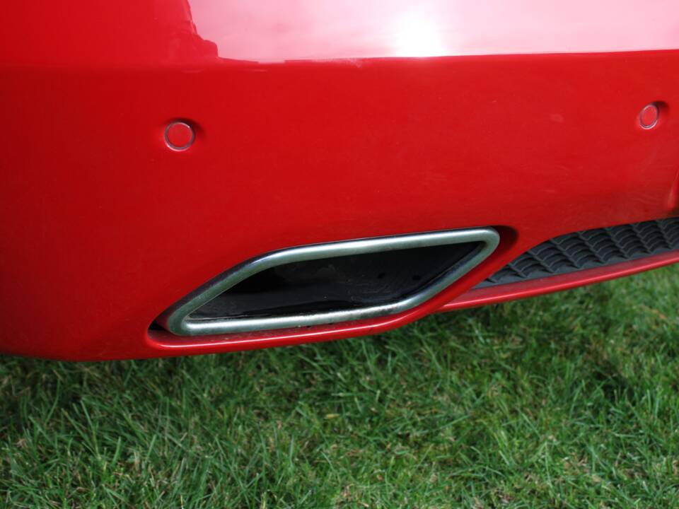 Image 23/57 of Mercedes-Benz SLS AMG (2010)