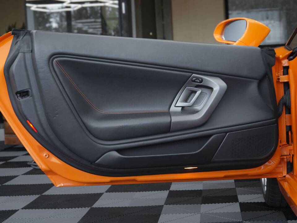 Immagine 16/38 di Lamborghini Gallardo (2005)