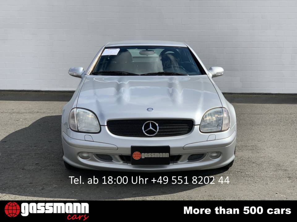 Immagine 2/15 di Mercedes-Benz SLK 320 (2003)