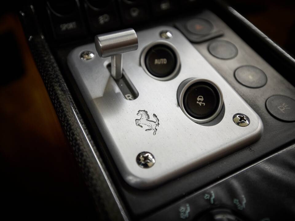 Image 83/100 of Ferrari F 355 Spider (1999)