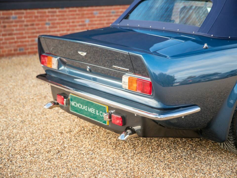 Imagen 12/50 de Aston Martin V8 Vantage Volante X-Pack (1988)