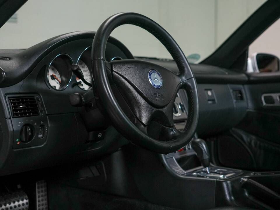 Image 7/50 of Mercedes-Benz SLK 230 Kompressor (2001)