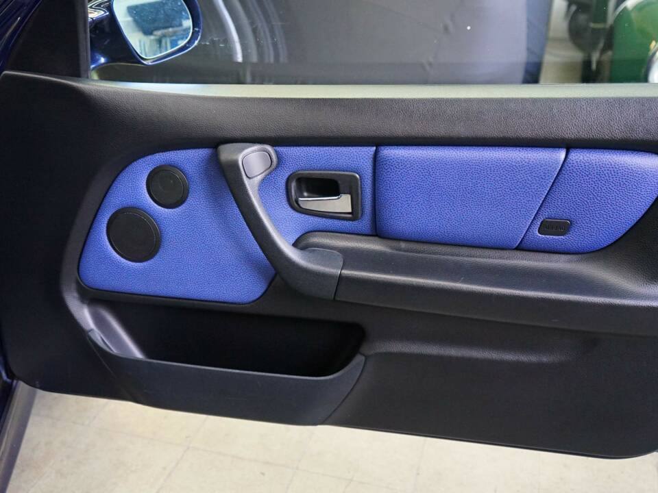 Image 19/33 of BMW 323ti Compact (1999)