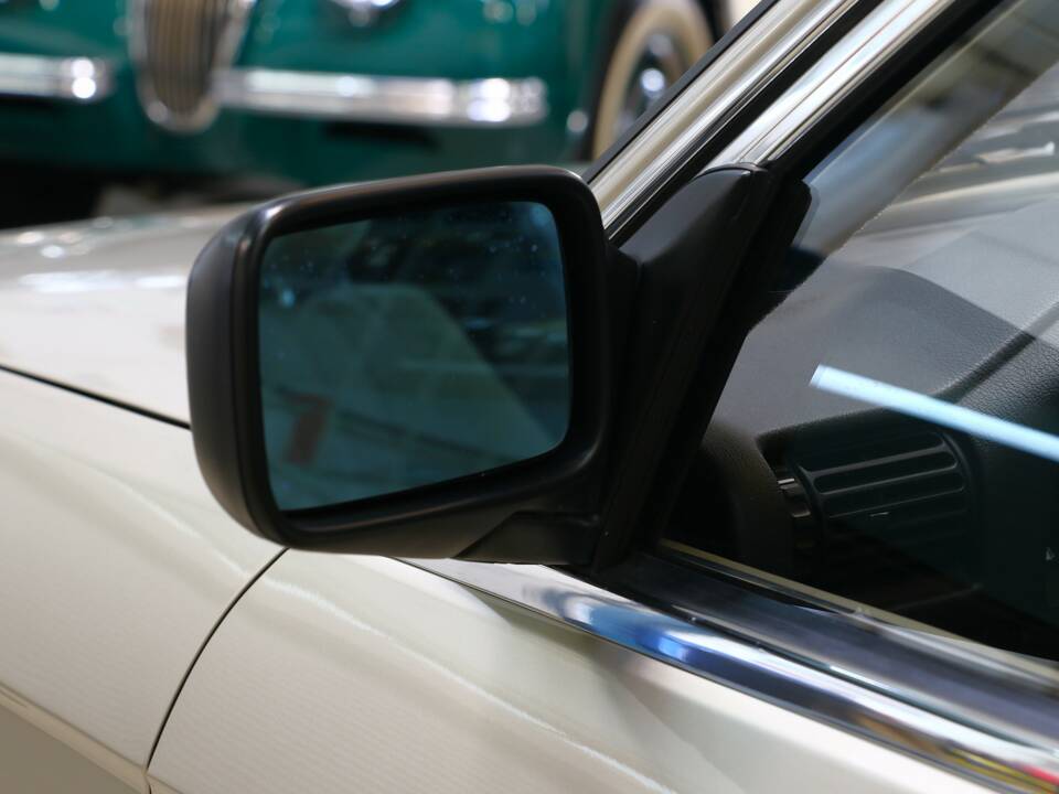 Afbeelding 15/40 van BMW 318i (1987)