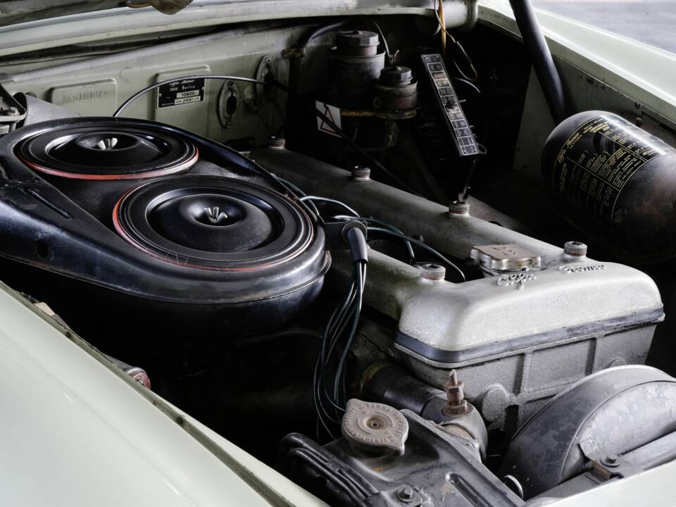 Image 35/48 of Alfa Romeo 2600 Berlina (1962)