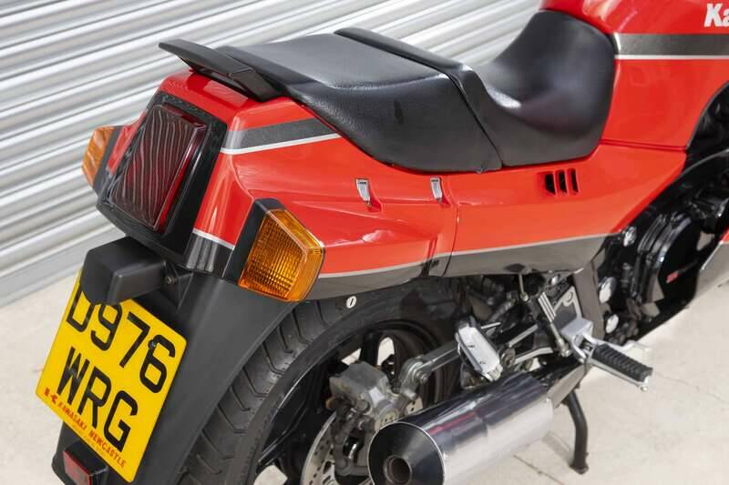 Bild 17/49 von Kawasaki GPz 1000RX (1987)
