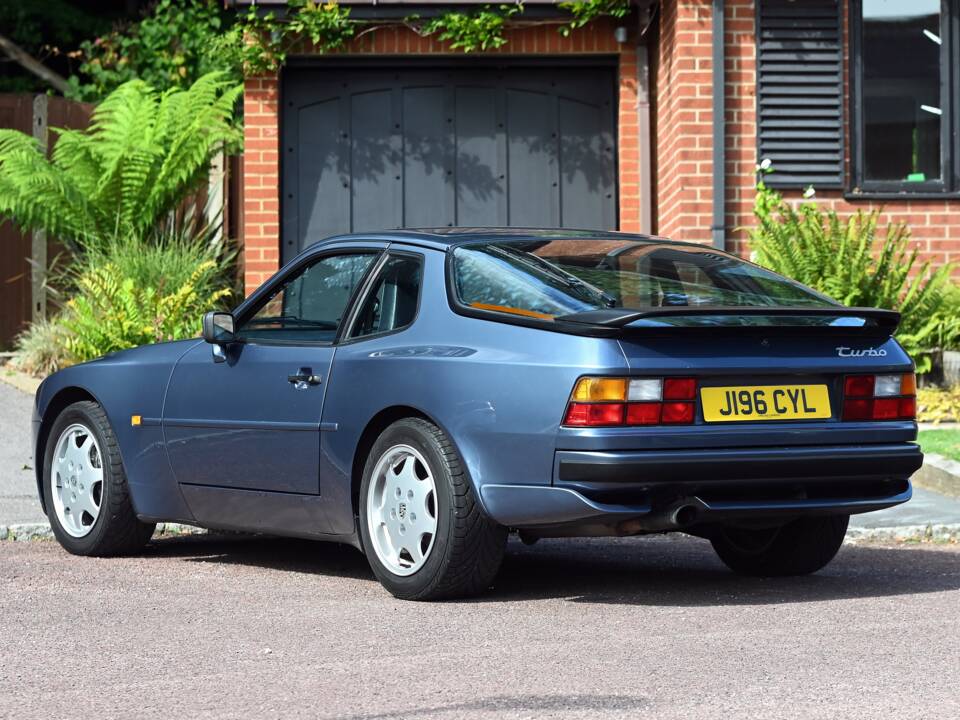 Afbeelding 3/23 van Porsche 944 Turbo (1991)